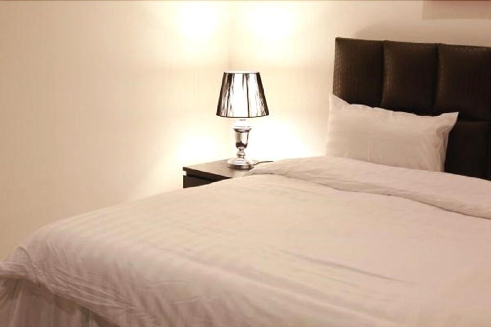 Continental Suite Salmiya Eksteriør bilde